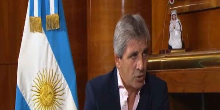 La firma con el FMI no implica que desaparezcan al día siguiente las restricciones cambiarias