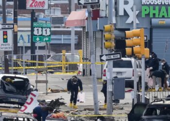 Siete muertos y 19 heridos en accidente de ambulancia aérea en Filadelfia