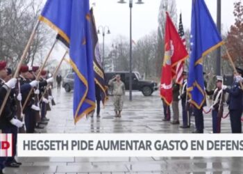 Jefe del Pentágono pide a aliados de OTAN aumentar gasto en defensa