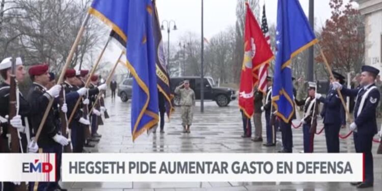 Jefe del Pentágono pide a aliados de OTAN aumentar gasto en defensa