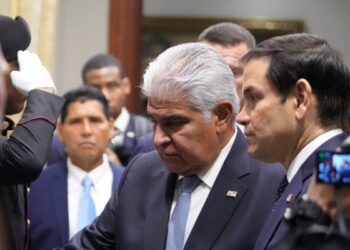 China ejerce un control “inaceptable” sobre el canal