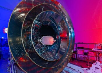 NASA alista el proyecto para mapear el universo y analizar la energía del Sol