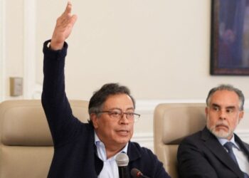 Nuevo escándalo salpica a Petro tras conocerse que poderoso contrabandista habrìa financiado su campaña