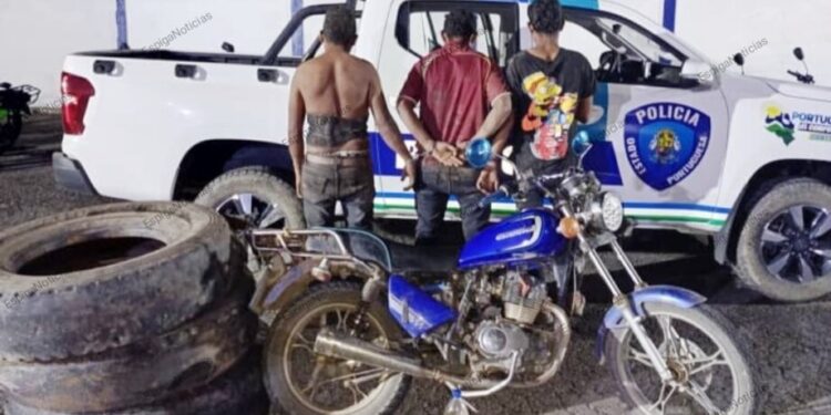PoliPortuguesa detiene a tres jóvenes que intentaron incendiar una casa en Guanare