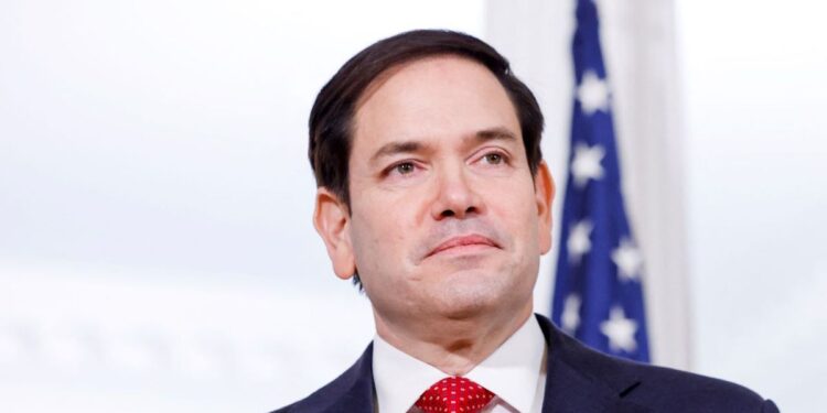 Marco Rubio emite instrucción para poner fin a las licencias de petróleo y gas en Venezuela