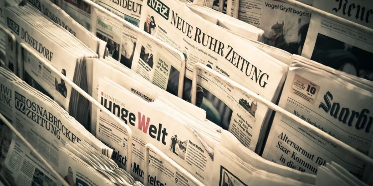 Comunicadores de venezolanos de la UCAB pueden validad su título en España