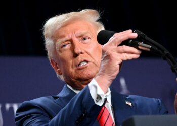 Veremos qué podemos hacer para enderezar la situación en Venezuela