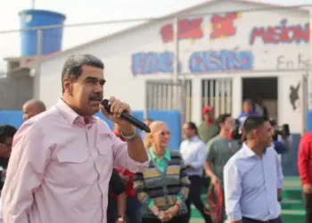 Maduro: Estamos construyendo la democracia directa y consolidando el Poder Popular