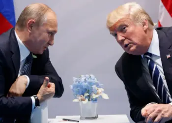 Donald Trump y Vladimir Putin dialogaron por teléfono para buscar una tregua en la guerra a Ucrania