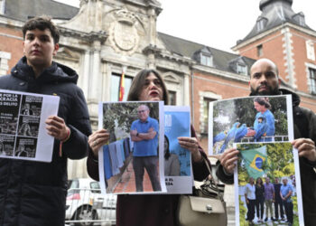 Oposición venezolana pide mediación de España para que refugiados en embajada argentina obtengan su salvoconducto