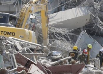 Declaran estado de emergencia en Birmania tras terremoto de 7,7