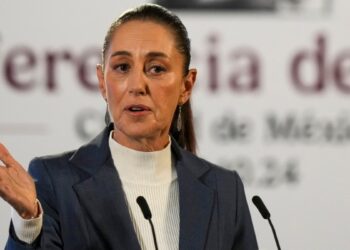 Sheinbaum confía en evitar aranceles y volver a hablar con Trump, que insiste en sus planes