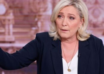 Le Pen queda inhabilitada para cargo público por el desvío de fondos del Parlamento Europeo
