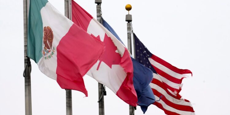 Entran en vigor los aranceles a México, Canadá y China