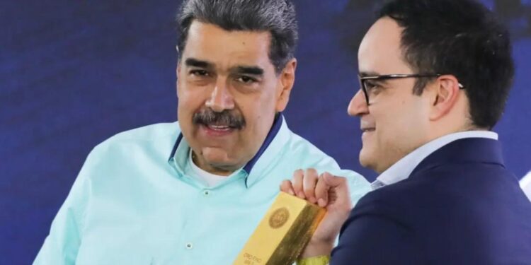 Maduro anuncia entrega de una tonelada de oro a la reserva del Banco Central de Venezuela