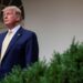 El presidente Trump emite un decreto declarando el inglés como idioma oficial de EEUU