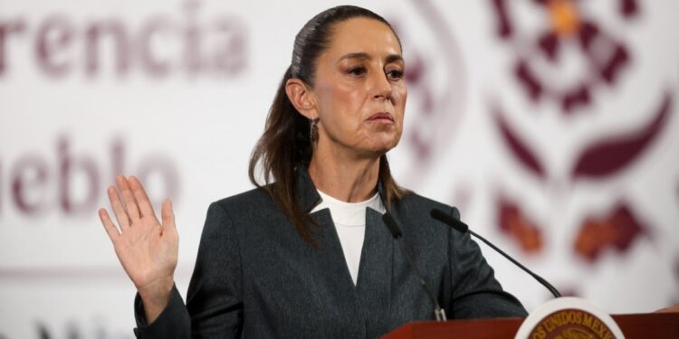 México tiene planes ante inminentes aranceles de EEUU, pero esperará decisión de Washington: Sheinbaum