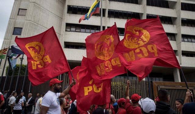 El Partido Comunista de Venezuela repudia «criminalización» de migrantes en Estados Unidos