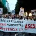 Miles de personas se manifiestan contra el presidente de la Comunidad de Valencia por su gestión de las inundaciones en España
