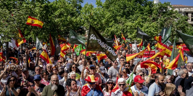 Gobierno de Madrid protesta a Casa de América por emitir filmes que «blanquean» chavismo