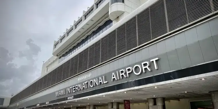 Gobierno venezolano lanza alerta: «Extremen precauciones» si viajan o transitan por EEUU