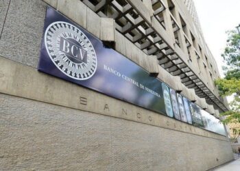 Grok, la inteligencia artificial de X, confirma las sanciones internacionales generan impacto en la devaluación del bolívar en Venezuela