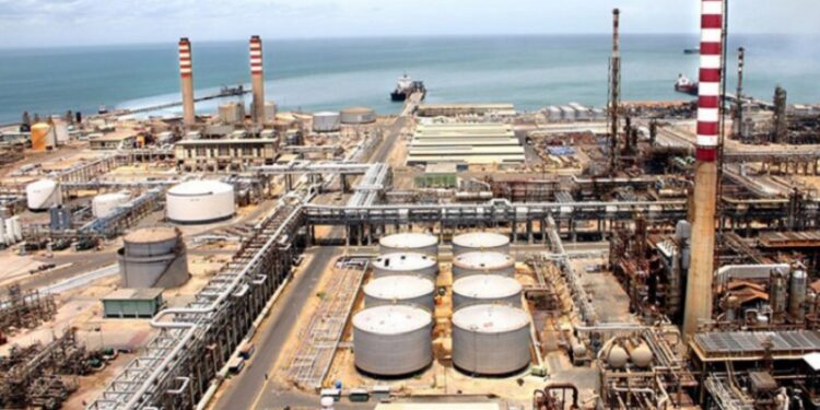 Pdvsa prepara tres escenarios para mantener producción petrolera tras vencimiento de licencia de Chevron