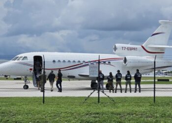 Departamento de Justicia de EEUU pide autorización para confiscar aeronave vinculada a Maduro