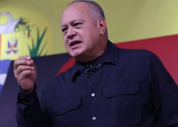 Diosdado Cabello: «La secretaria de Seguridad de EEUU recorrió una cárcel salvadoreña como si fuera un zoológico»