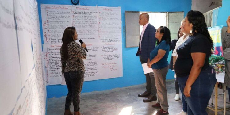 Más de 2.900 Salas de Autogobierno Popular están instaladas en el país