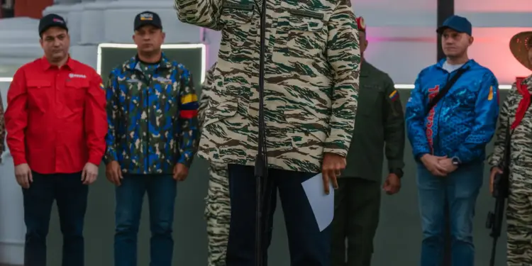 The New York Times: Trump relaciona al Tren de Aragua con el gobierno venezolano, pero informes de inteligencia lo desmienten