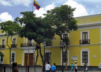 Venezuela calificó como «inútiles» las nuevas sanciones impuestas por Canadá