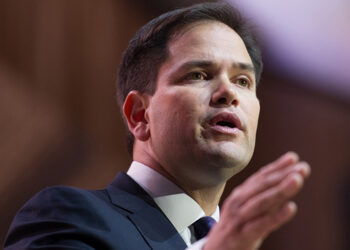 Rubio considera a los migrantes enviados a Guantánamo «peores» que los presos de Al Qaeda