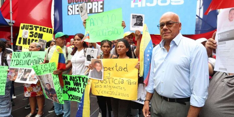 Jorge Rodríguez: nos comprometemos a retornar a connacionales secuestrados en El Salvador