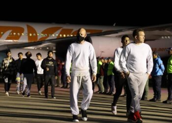 Aterriza en Maiquetía avión con nuevo grupo de 199 migrantes venezolanos repatriados desde EEUU