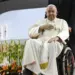El papa Francisco requiere menos flujo de oxígeno en su terapia después de 32 días hospitalizado