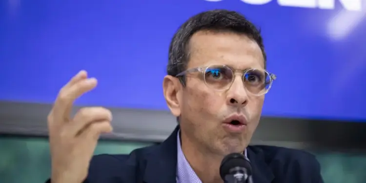 Capriles defiende el voto y dice que la abstención «es una carta abierta a la pasividad»