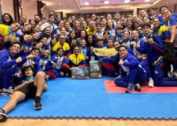 Presidente felicitó a delegación venezolana que conquistó título Centroamericano y del Caribe en Karate Do