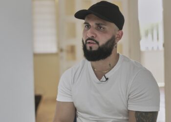 Después de un tiempo en Guantánamo, un venezolano deportado de EEUU se adapta a su país natal