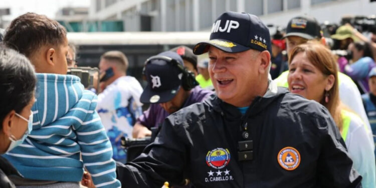 Diosdado Cabello: Hay una comunicación directa entre autoridades de EEUU y Venezuela para repatriaciones de venezolanos