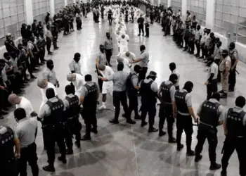 EEUU envía a otros presuntos miembros del Tren de Aragua a El Salvador