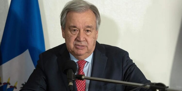 Guterres instó a EE. UU. a respetar debido proceso y dignidad de los migrantes venezolanos