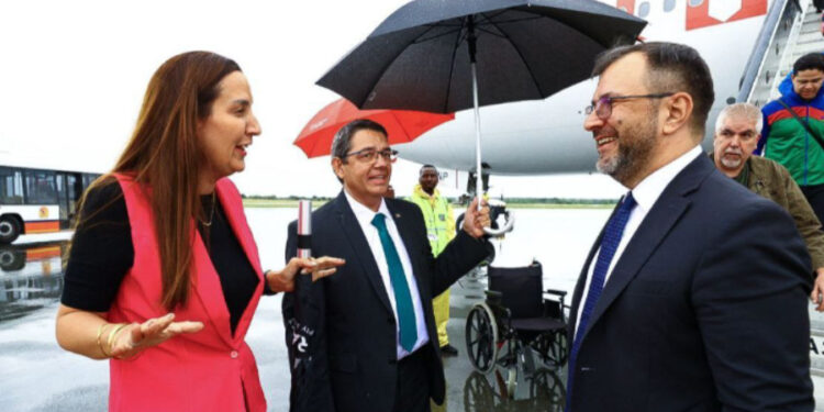 Canciller Yván Gil arribó a Namibia para fortalecer cooperación bilateral entre ambas naciones