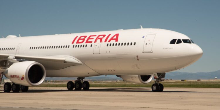 Iberia ofrecerá cinco vuelos semanales entre Caracas y Madrid
