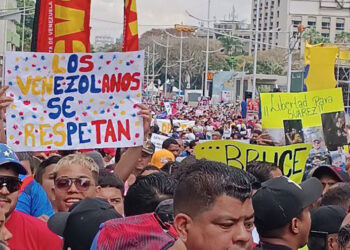 Venezolanos marchan este martes en Caracas en apoyo a migrantes detenidos en El Salvador