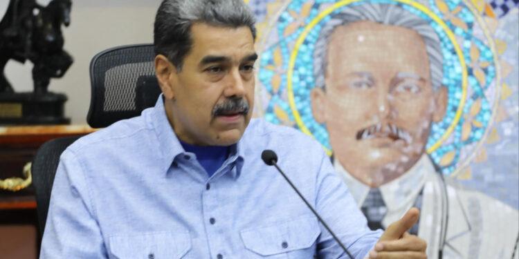 Maduro celebra alta del papa Francisco y dice que le envió regalo sobre beato venezolano