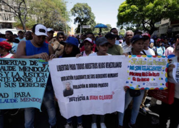 Pueblo venezolano se moviliza para exigir liberación de migrantes secuestrados en El Salvador