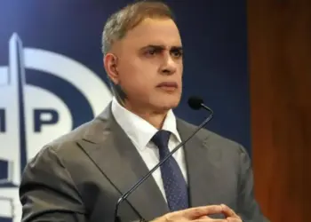 Tarek William Saab exige acción a la ONU por Ley de Enemigos Extranjeros que afecta a migrantes venezolanos