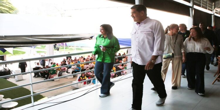 Delcy Rodríguez califica de “despreciables” a Marco Rubio y María Corina Machado por sus ataques contra Venezuela