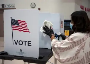 La Cámara Baja de EE.UU. aprueba exigir la ciudadanía para votar, una demanda de Trump